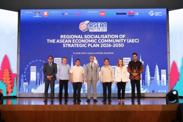 ASEAN Poised to Accelerate Growth Over the Next Decade, Driven by Integration, Investment and Emerging Opportunities ASEAN Poised to Accelerate Growth Over the Next Decade, Driven by Integration, Investment and Emerging Opportunities