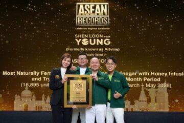 Shen Loon Young Recognised by ASEAN Records for Record-Breaking Sales of Naturally Fermented Coconut Blossom Vinegar